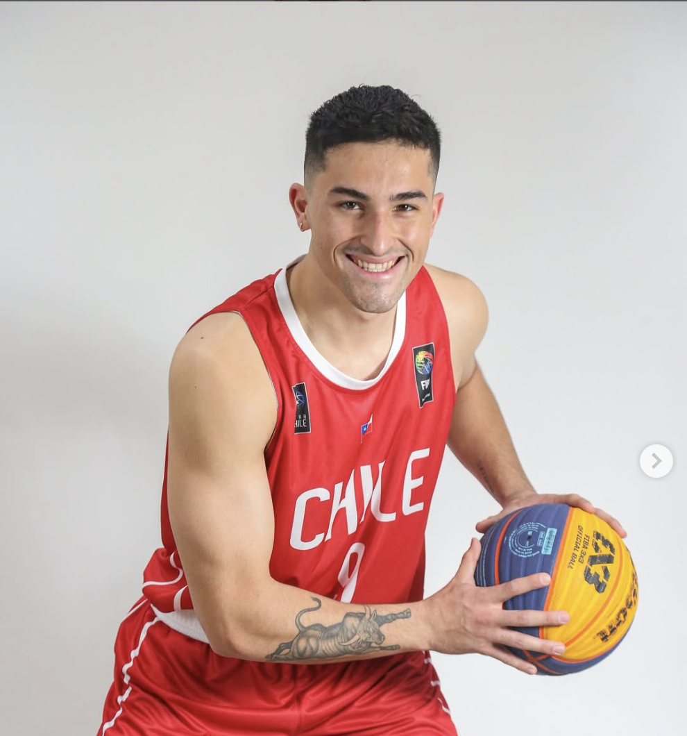 Nicolás Unda
